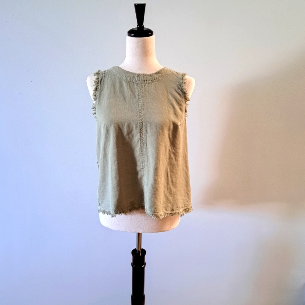Atlar'd State Desert Sage Button Down Back Sleeveless Top--M